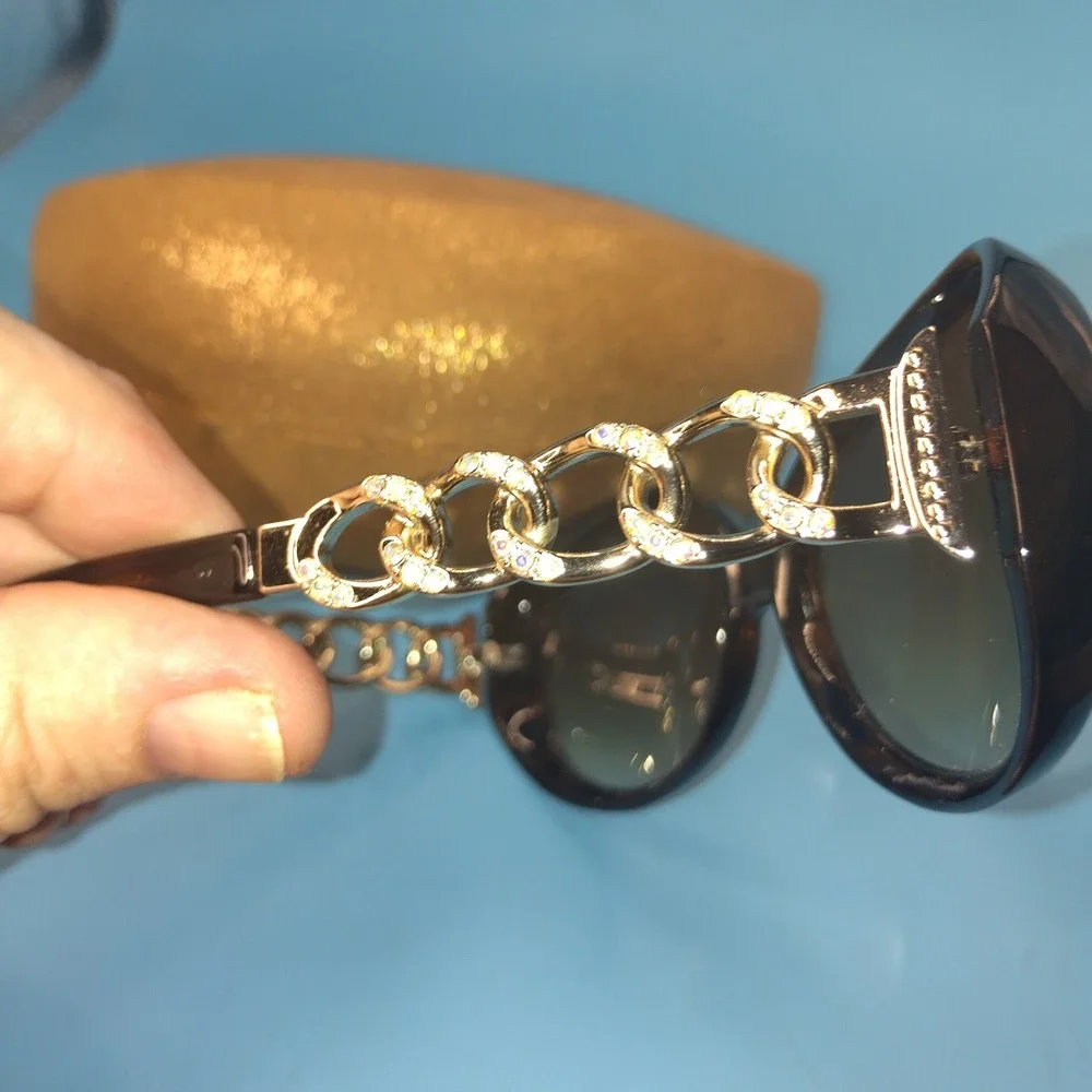 Kathy Van Zeeland Tortoise Shell Oval Sunglasses Gold Chain Rhinestone 807721